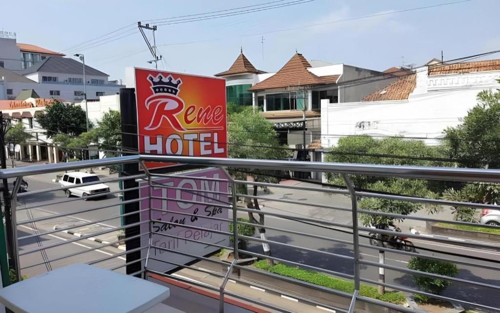 Rene Hotel Джок'якарта Екстер'єр фото