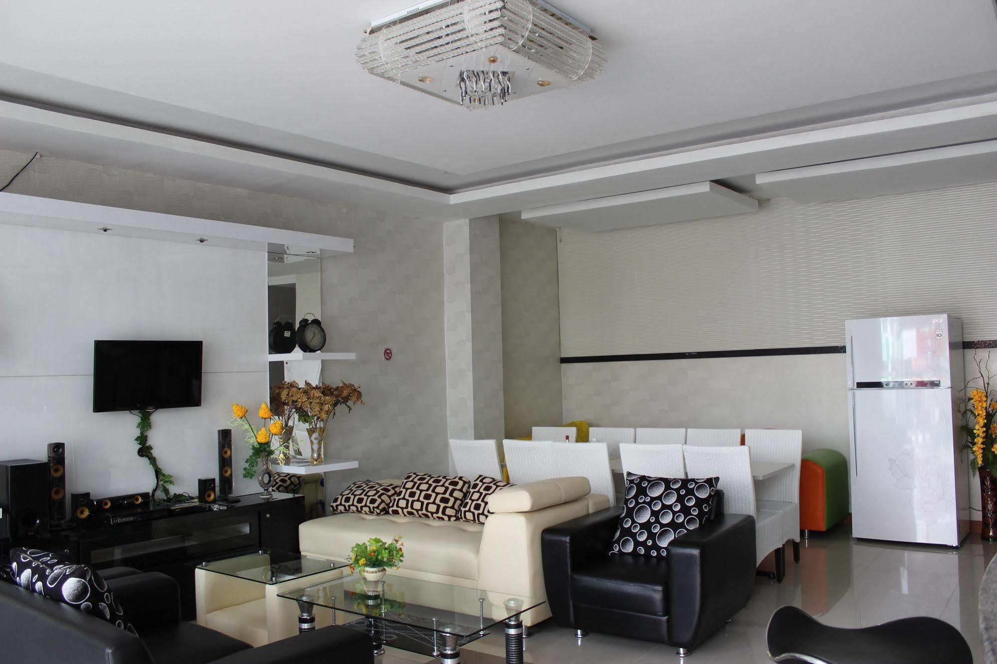 Rene Hotel Джок'якарта Екстер'єр фото