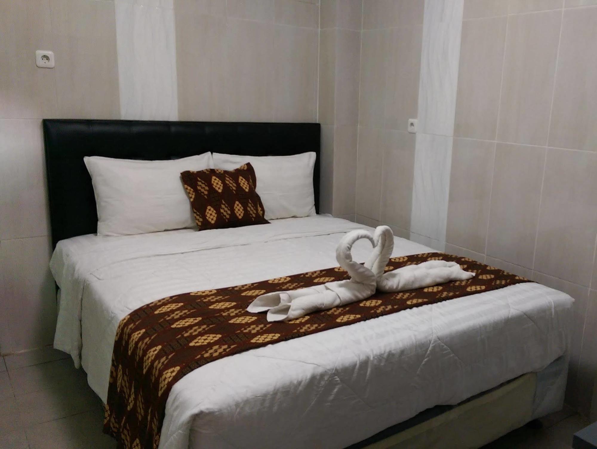 Rene Hotel Джок'якарта Екстер'єр фото